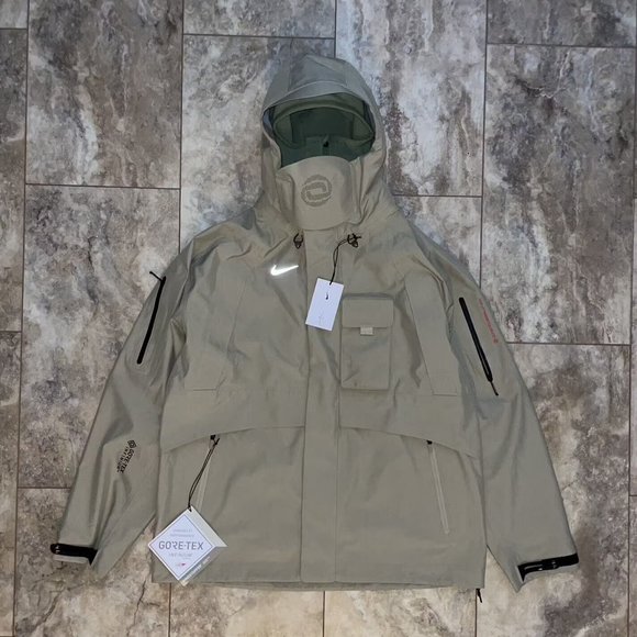 Travis Scott X NIKE Beige CACT.US CORP Edition Jacket - Picture 1 of 9